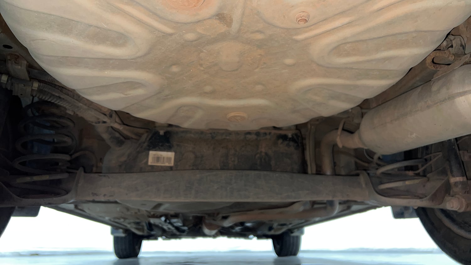 Used 2019 Toyota Yaris G CVT Petrol Automatic extra REAR UNDERBODY VIEW (TAKEN FROM REAR)