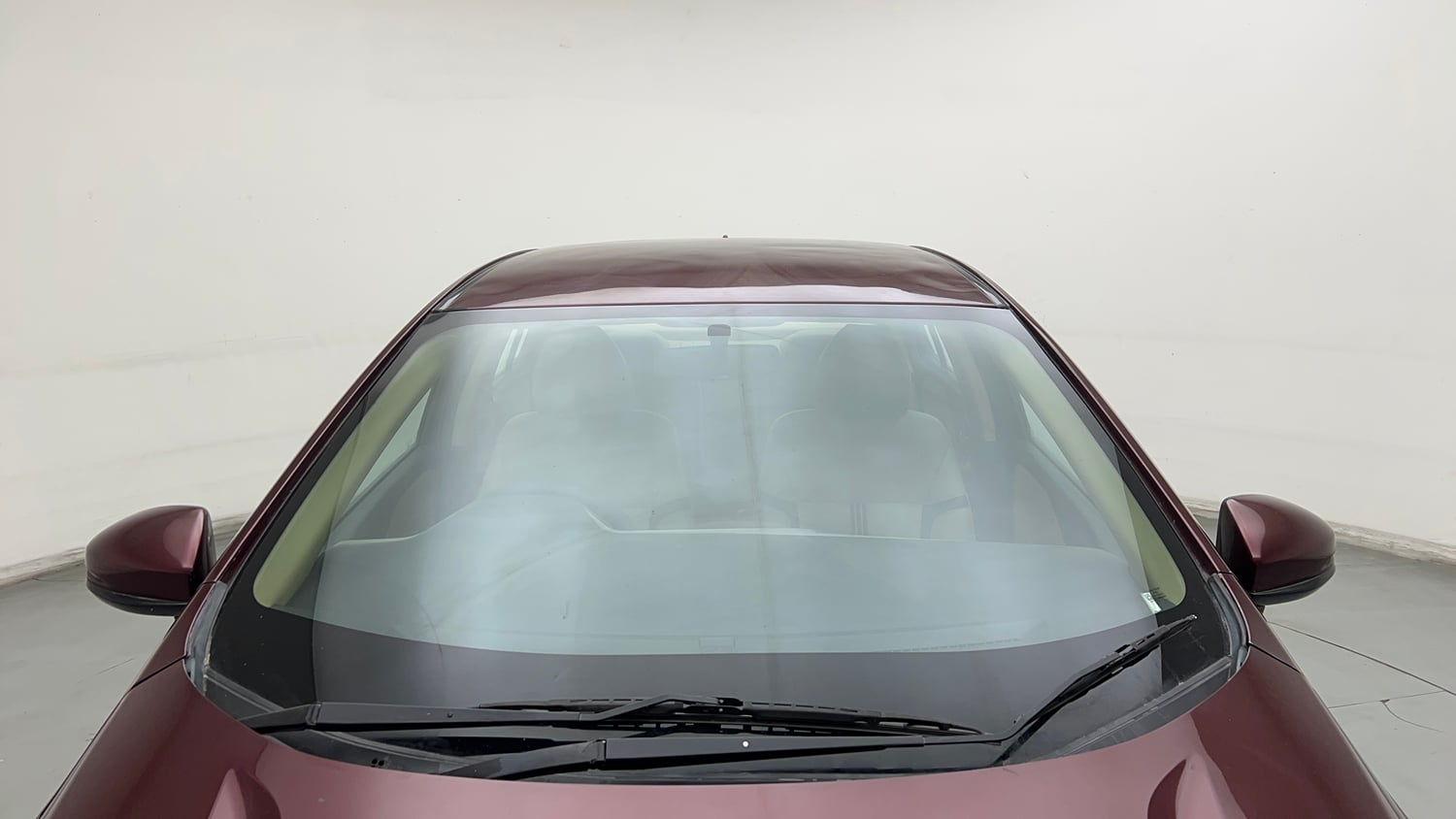 Used 2016 Honda City V Petrol Manual exterior FRONT WINDSHIELD VIEW