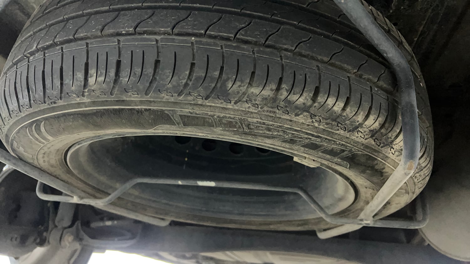 Used 2024 Maruti Suzuki XL6 Zeta MT Petrol Petrol Manual tyres SPARE TYRE VIEW