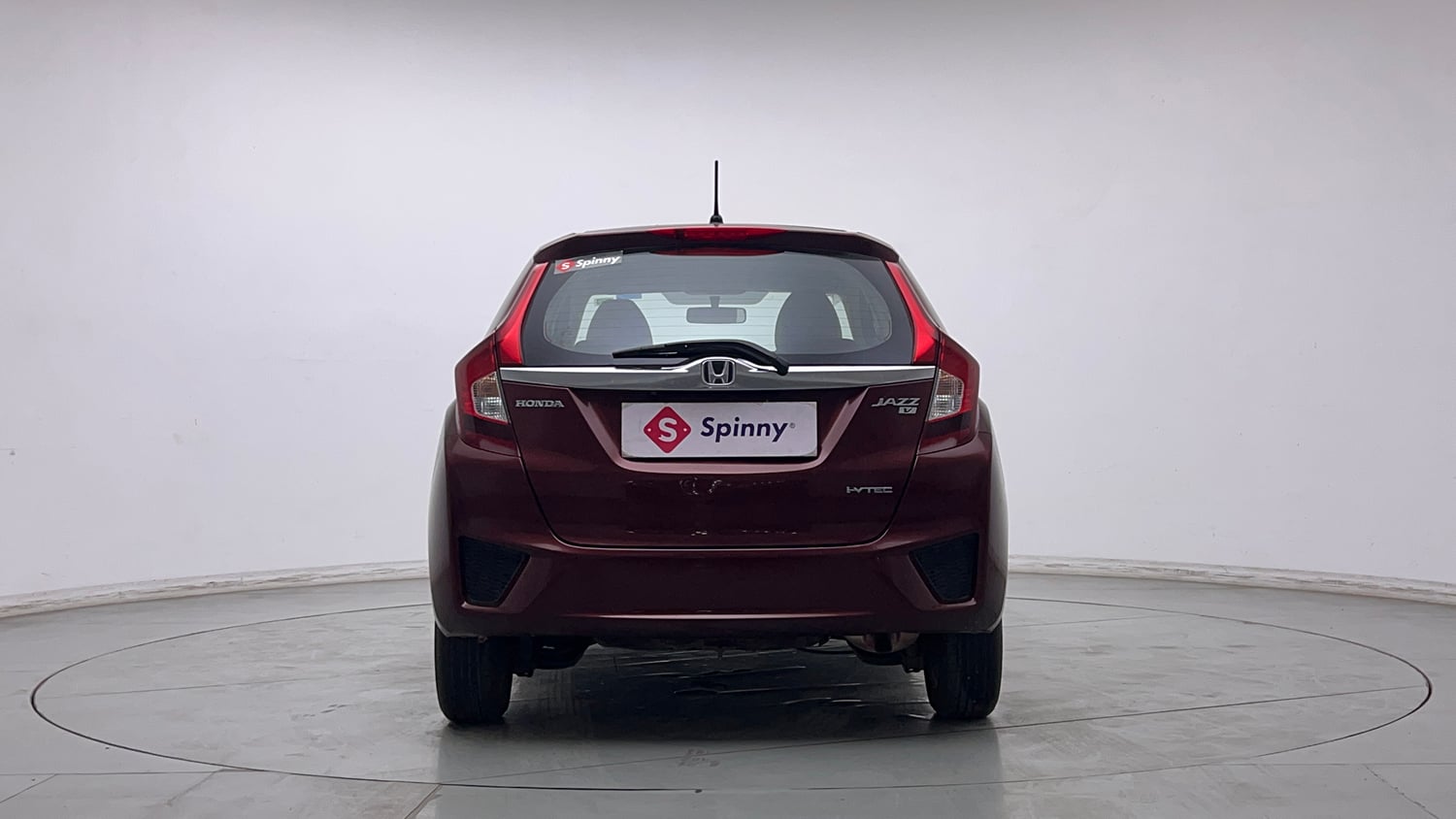 Used 2017 Honda Jazz V AT Petrol Petrol Automatic exterior BACK VIEW