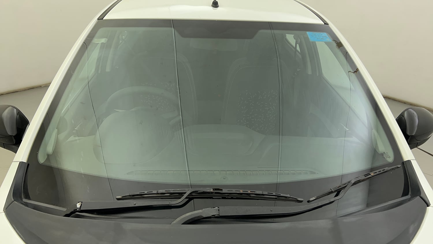 Used 2020 Tata Tiago XZ Plus Petrol Manual exterior FRONT WINDSHIELD VIEW