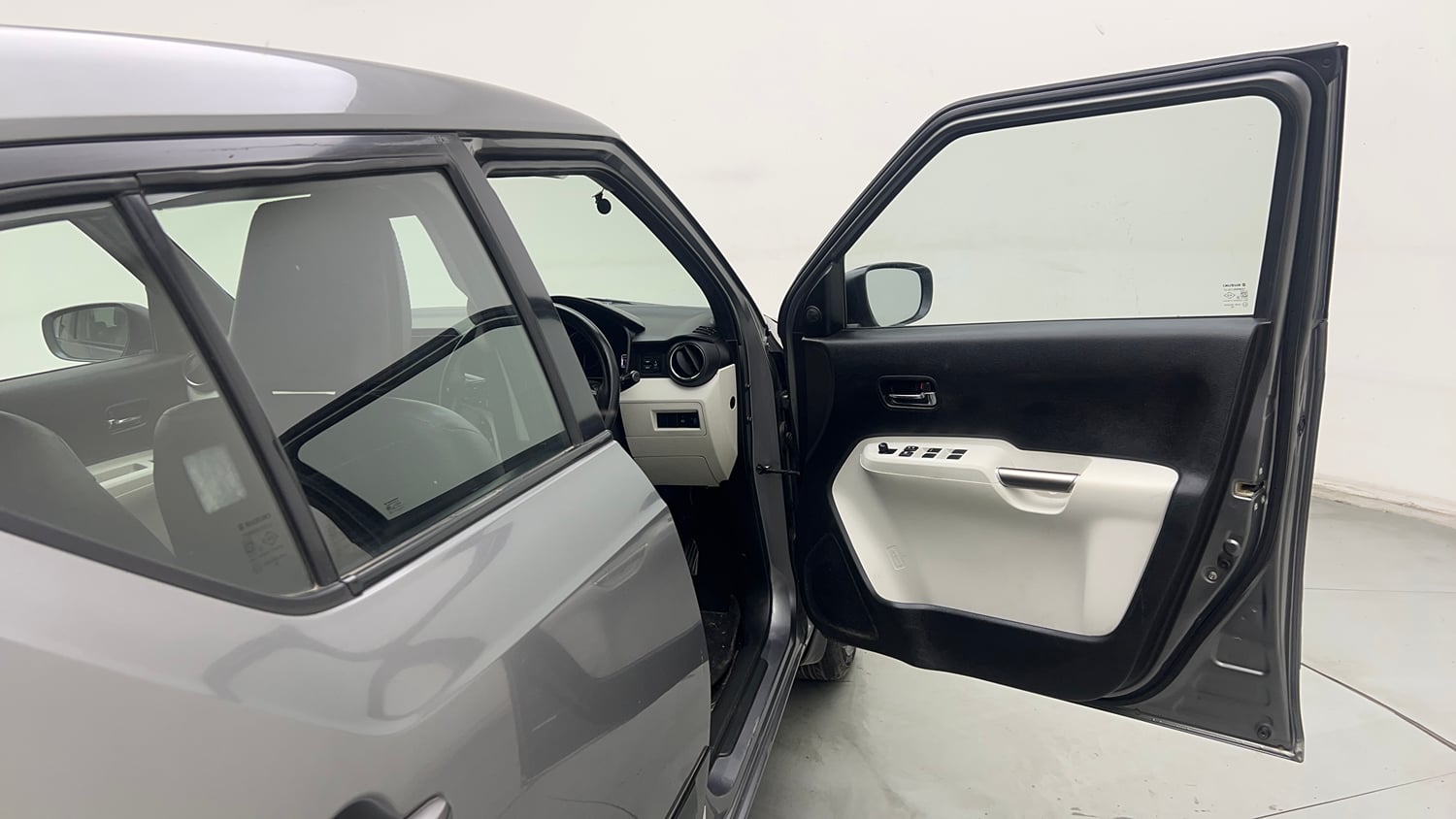 Used 2018 Maruti Suzuki Ignis Delta 1.2 AMT Petrol Automatic interior RIGHT FRONT DOOR OPEN VIEW