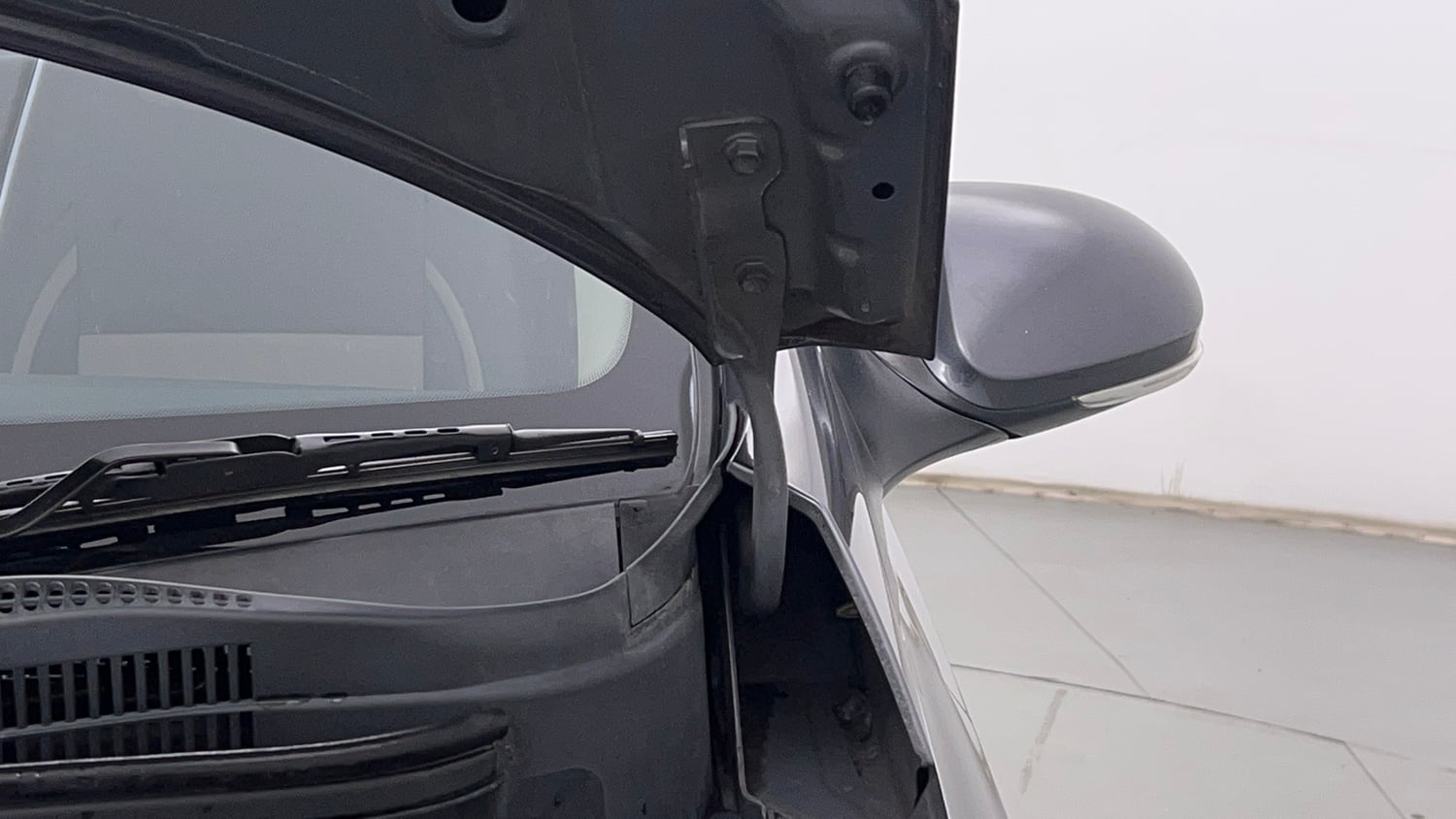 Used 2017 Hyundai Grand i10 Asta 1.2 Kappa VTVT Petrol Manual engine ENGINE LEFT SIDE HINGE & APRON VIEW