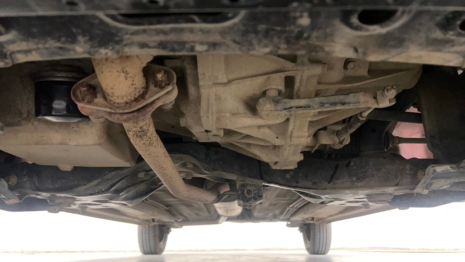 Used 2015 Maruti Suzuki Celerio VXi CNG Cng Manual extra FRONT LEFT UNDERBODY VIEW