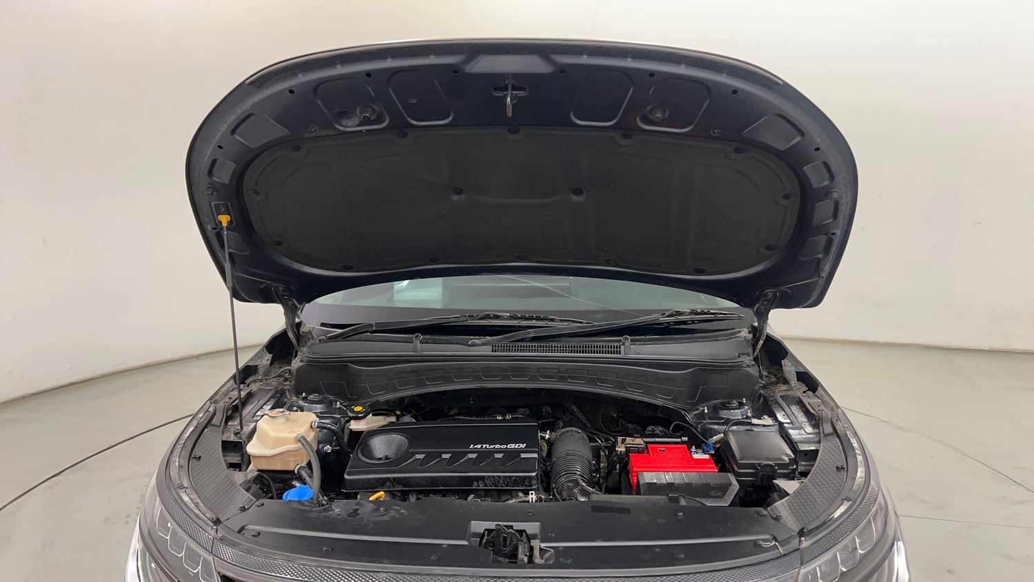 Used 2022 Kia Seltos X Line 1.4 DCT Petrol Automatic engine ENGINE & BONNET OPEN FRONT VIEW