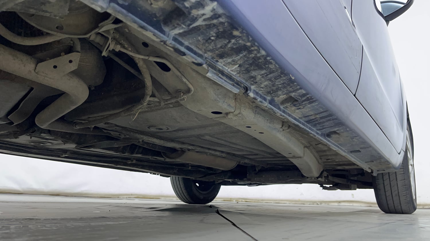 Used 2020 Maruti Suzuki Baleno Delta Petrol Manual extra REAR RIGHT UNDERBODY VIEW