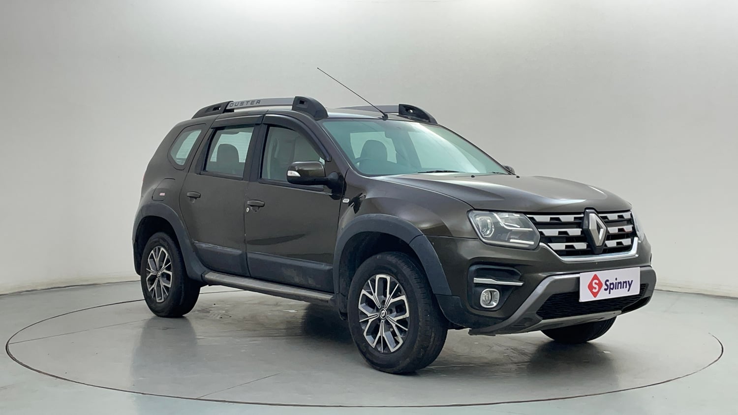 Used 2021 Renault Duster RXZ 1.5 Petrol MT Petrol Manual exterior RIGHT FRONT CORNER VIEW