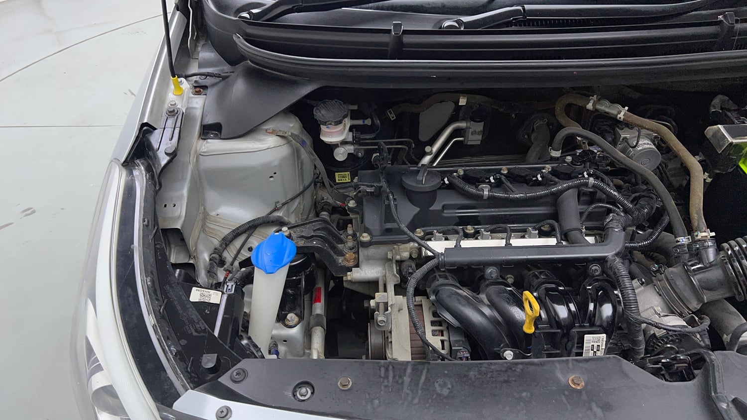 Used 2019 Hyundai Elite i20 Asta 1.2 (O) CVT Petrol Automatic engine ENGINE RIGHT SIDE VIEW