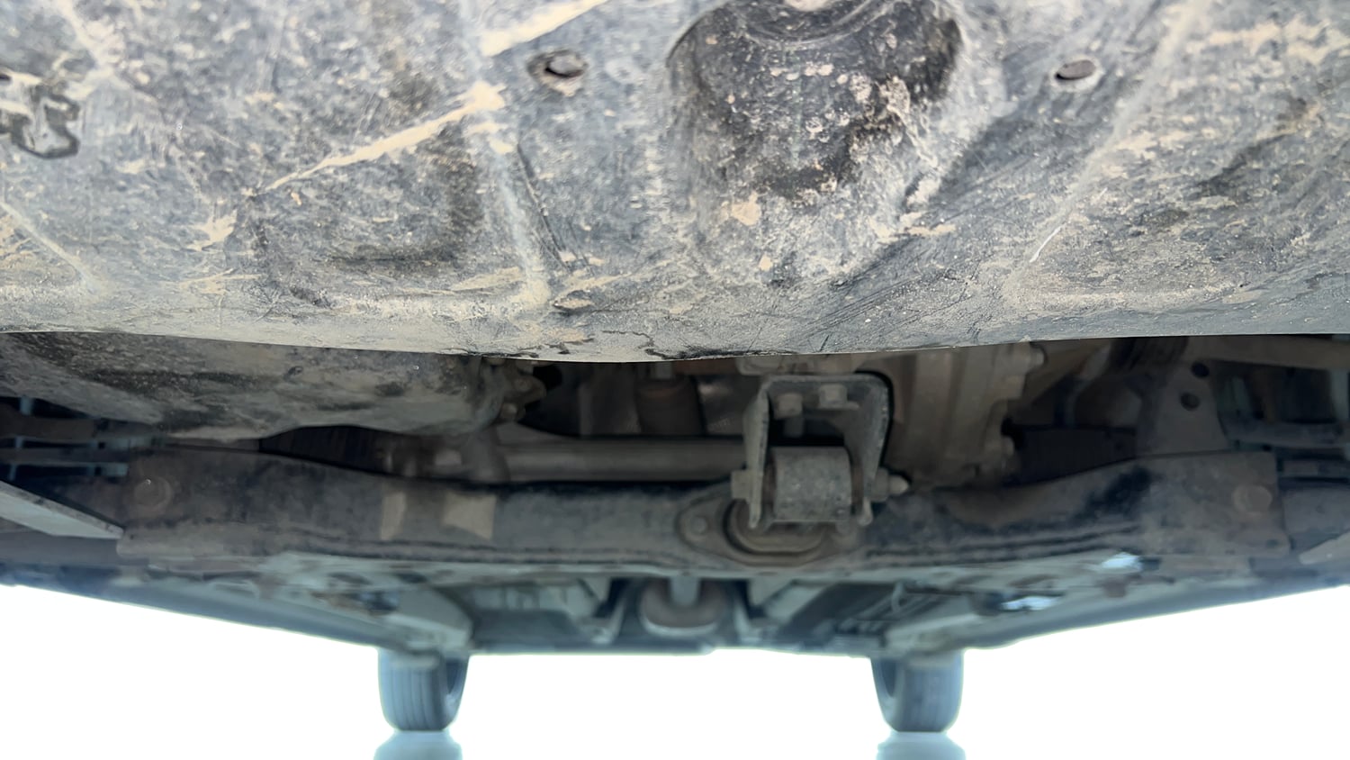 Used 2023 Hyundai New i20 Asta (O) 1.2 MT Petrol Manual extra FRONT LEFT UNDERBODY VIEW