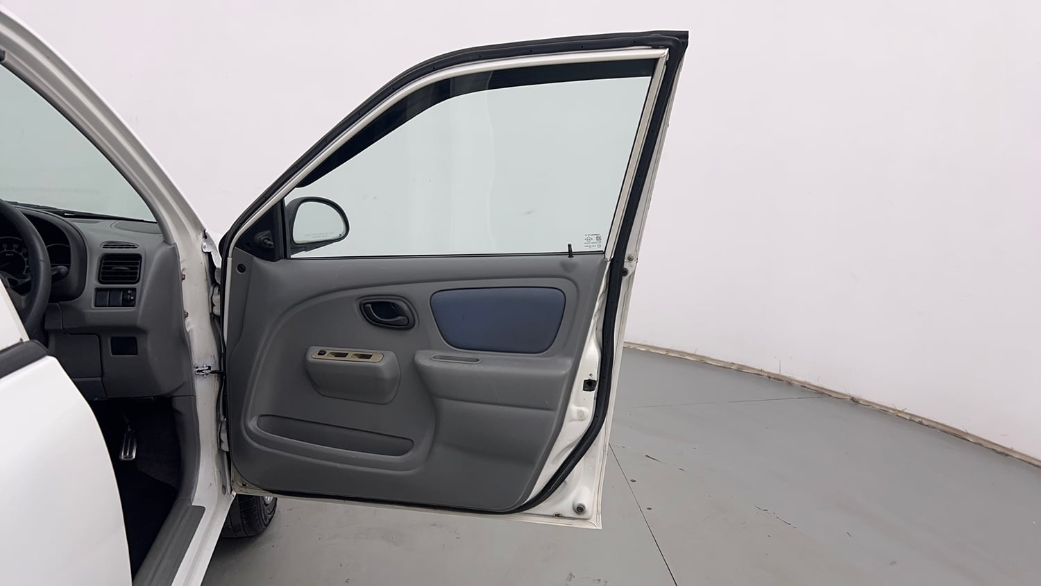 Used 2013 Maruti Suzuki Alto K10 VXi Petrol Manual interior RIGHT FRONT DOOR OPEN VIEW
