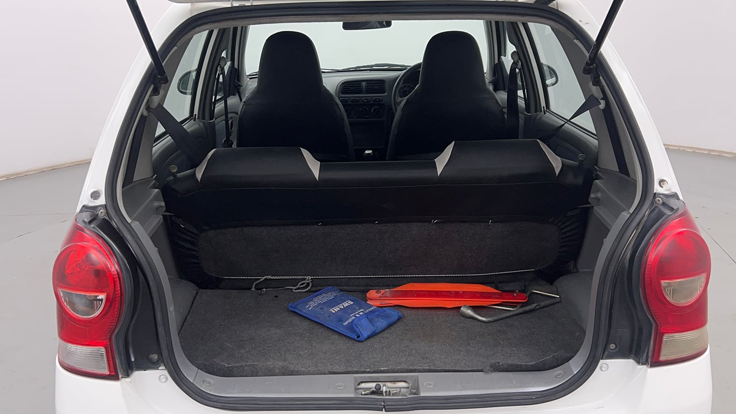 Used 2013 Maruti Suzuki Alto K10 VXi Petrol Manual interior DICKY DOOR OPEN VIEW