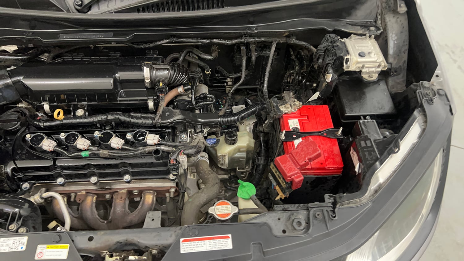 Used 2018 Maruti Suzuki Ignis Delta 1.2 AMT Petrol Automatic engine ENGINE LEFT SIDE VIEW