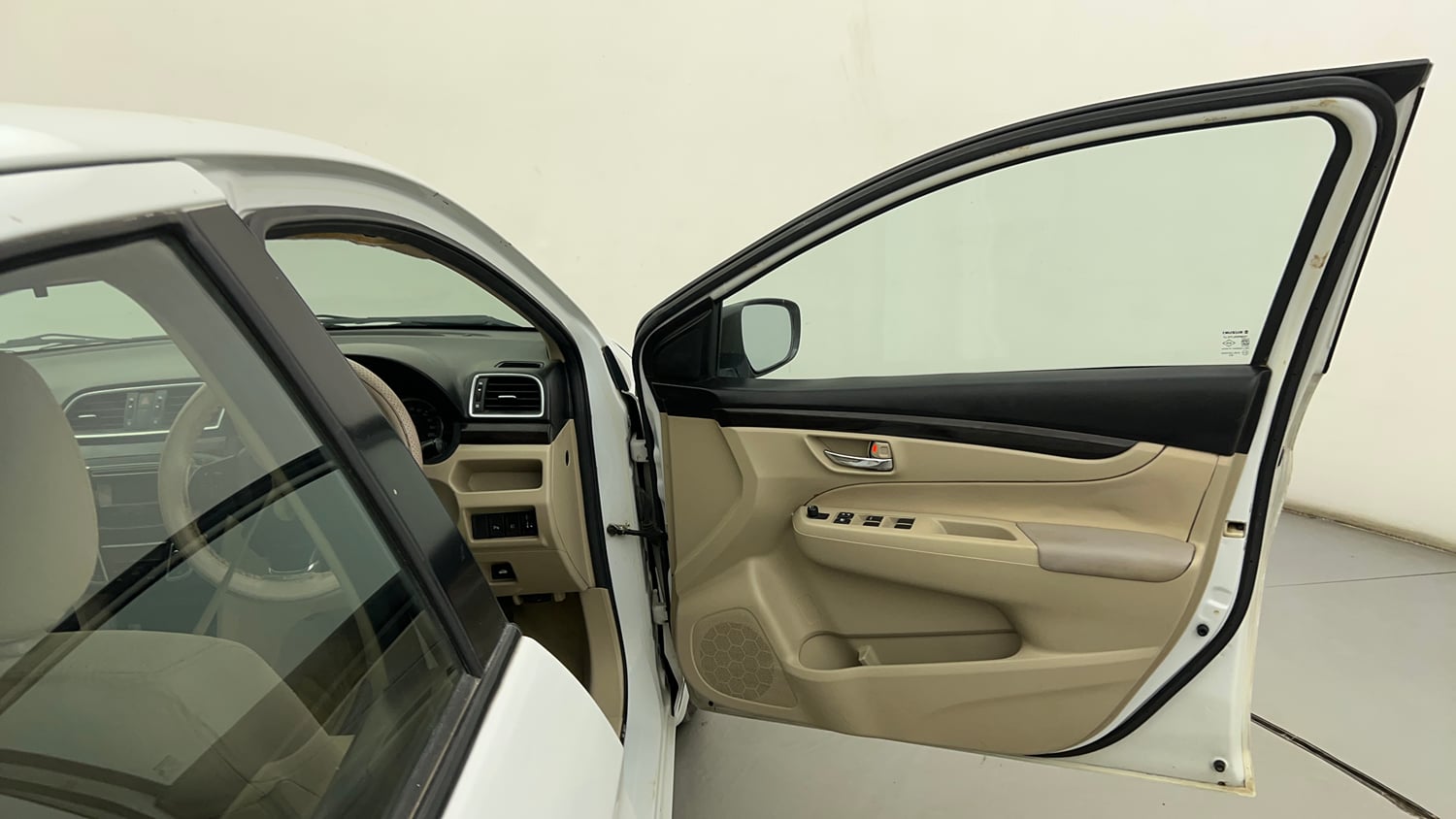 Used 2016 Maruti Suzuki Ciaz VXi+ Petrol Manual interior RIGHT FRONT DOOR OPEN VIEW