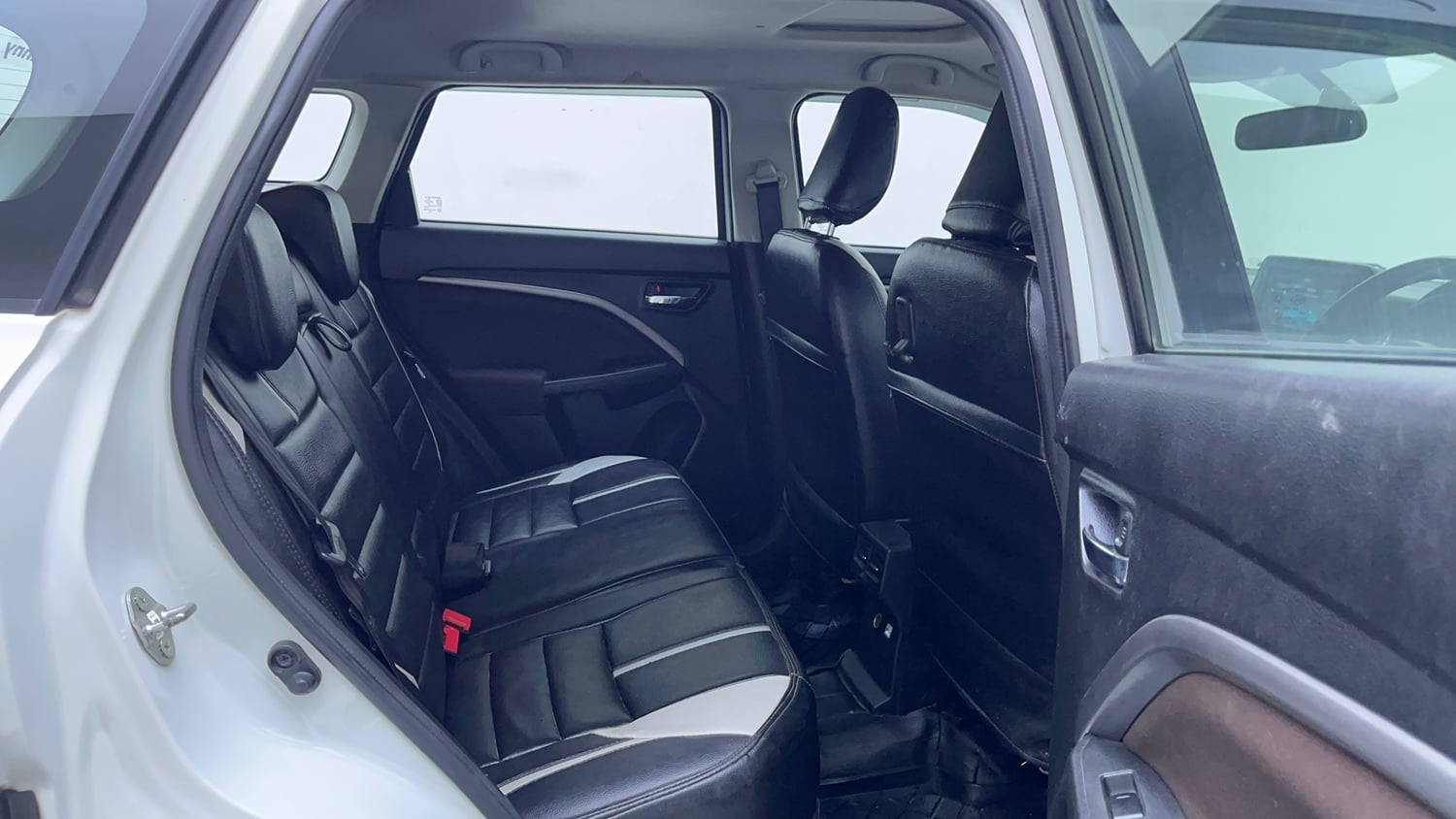Used 2023 Maruti Suzuki Brezza ZXi Petrol Manual interior RIGHT SIDE REAR DOOR CABIN VIEW