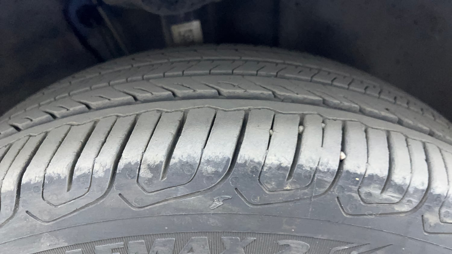 Used 2023 Volkswagen Virtus Topline 1.0 TSI AT Petrol Automatic tyres RIGHT FRONT TYRE TREAD VIEW