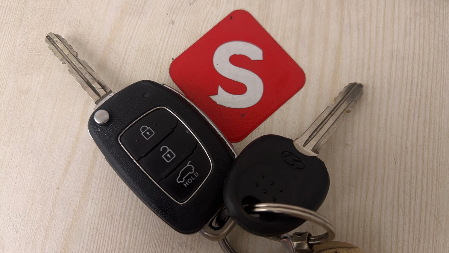 Used 2015 Hyundai Elite i20 Sportz 1.2 Petrol Manual extra CAR KEY VIEW