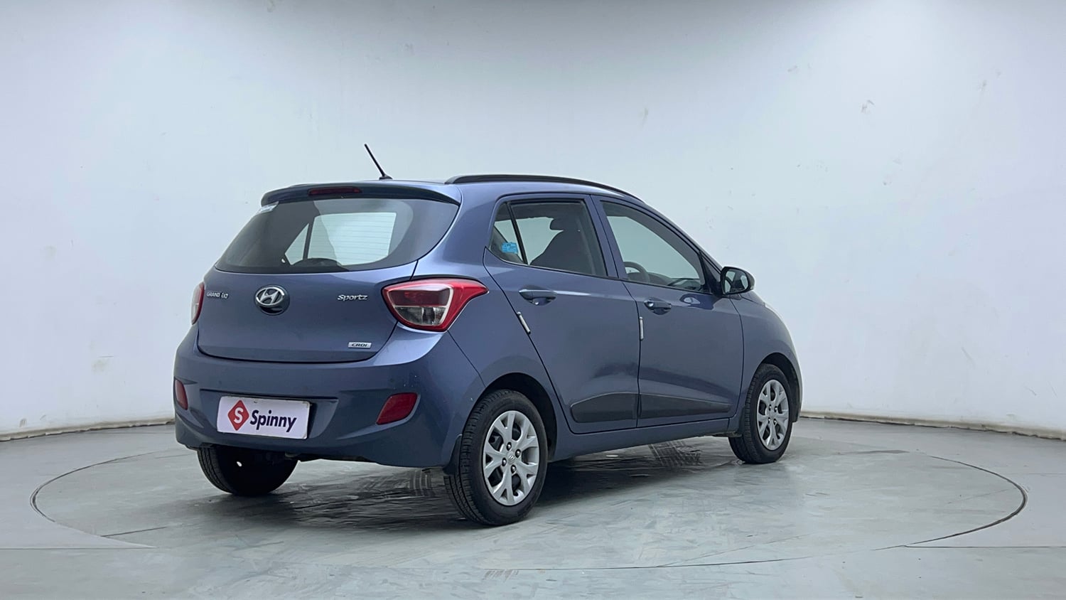 Used 2016 Hyundai Grand i10 Sportz 1.1 CRDi Diesel Manual exterior RIGHT REAR CORNER VIEW