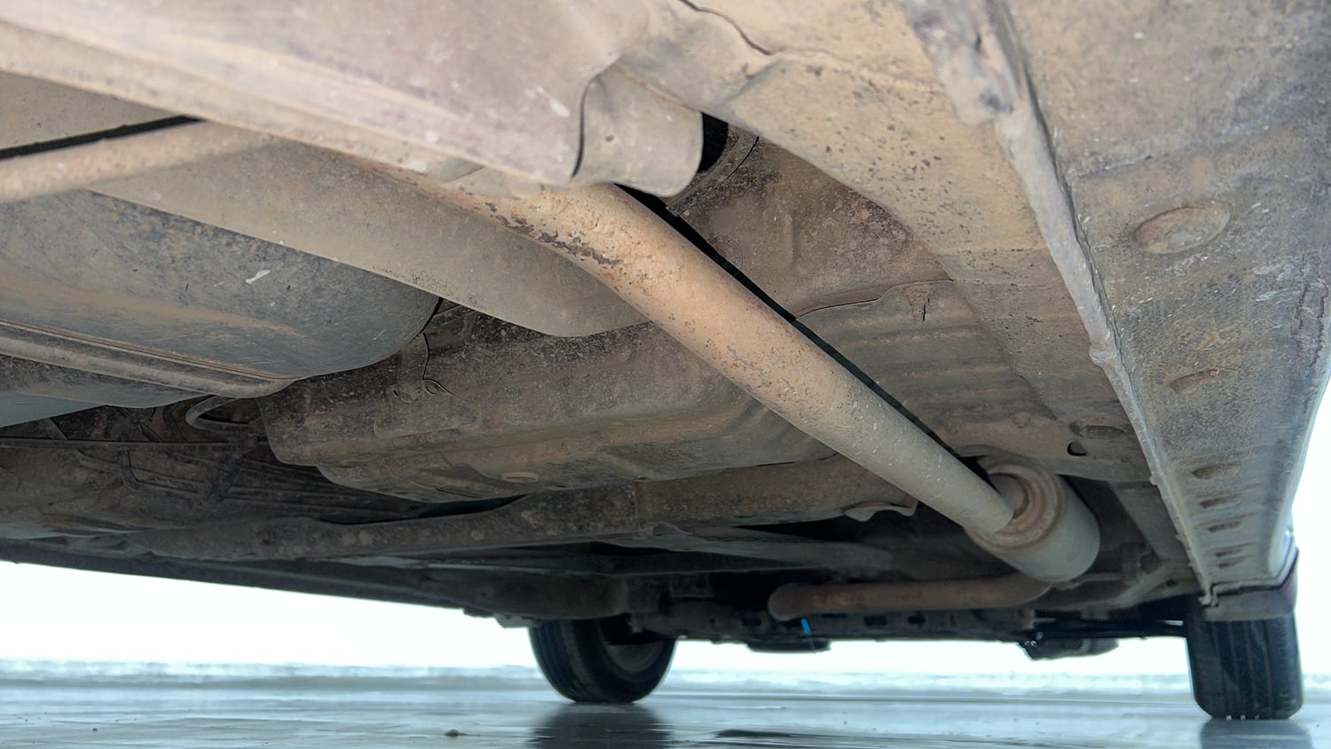 Used 2016 Honda City V Petrol Manual extra REAR RIGHT UNDERBODY VIEW