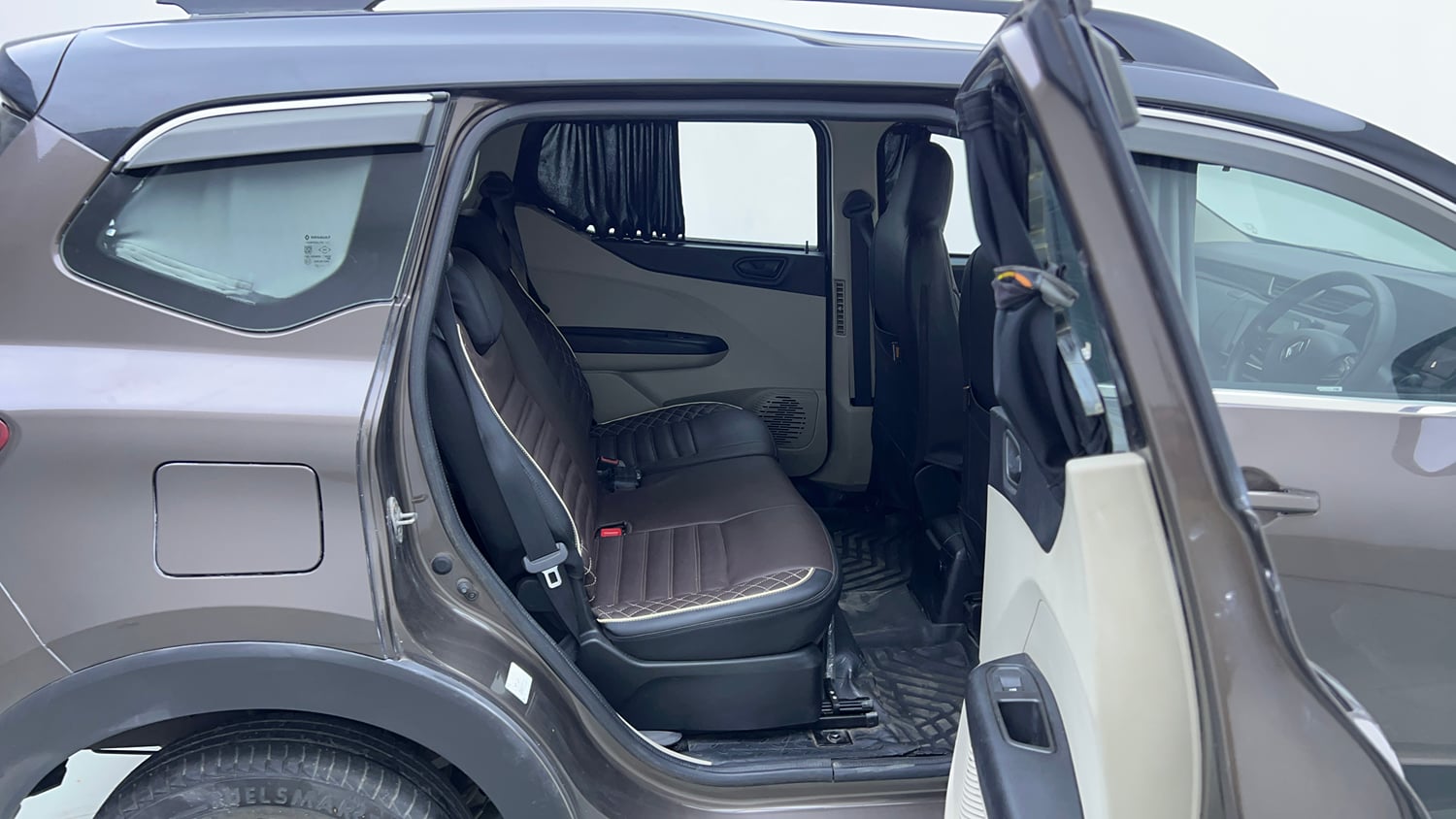 Used 2022 Renault Triber Limited Edition AMT Petrol Automatic interior RIGHT SIDE REAR DOOR CABIN VIEW