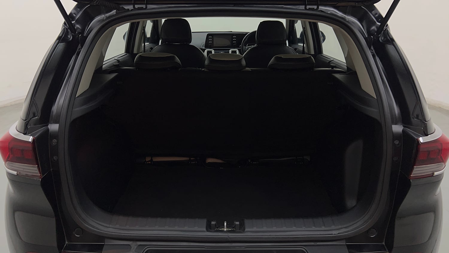 Used 2023 Kia Sonet HTX 1.0 Turbo Petrol DCT Petrol Automatic interior DICKY INSIDE VIEW