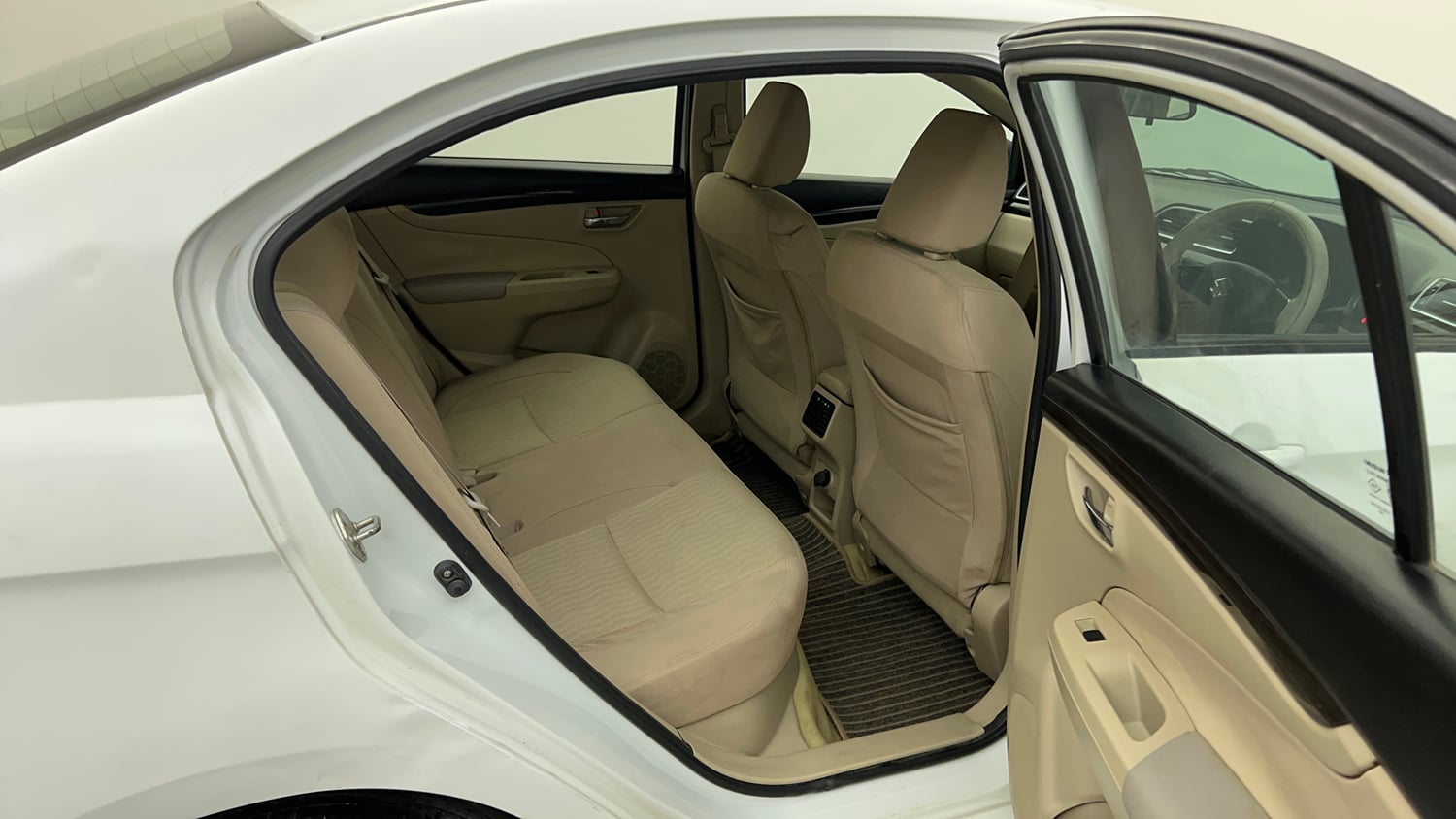Used 2016 Maruti Suzuki Ciaz VXi+ Petrol Manual interior RIGHT SIDE REAR DOOR CABIN VIEW