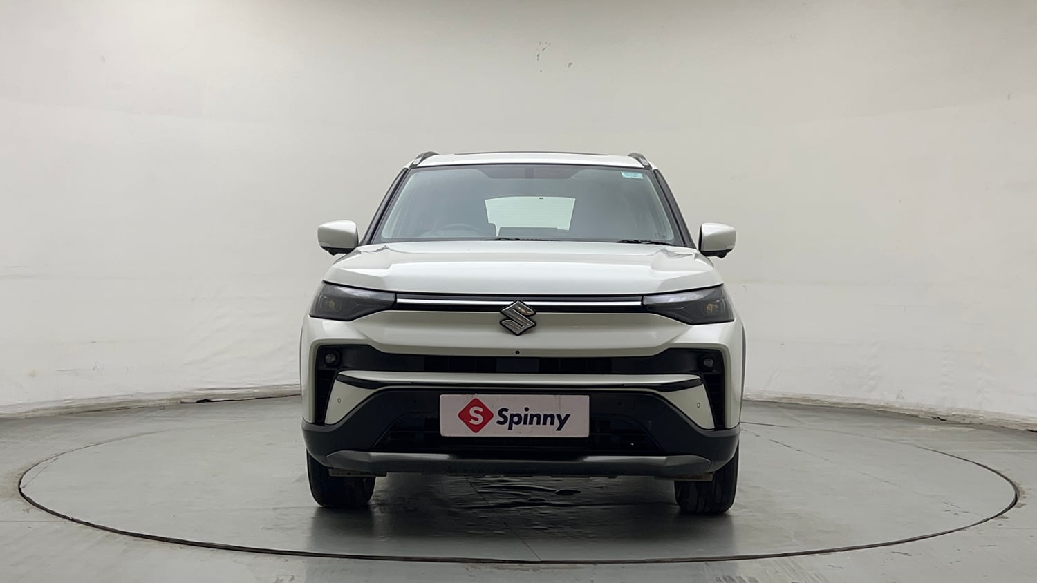 Used 2025 Maruti Suzuki Victoris ZXI+ (O) THS 2W Hybrid Automatic exterior FRONT VIEW