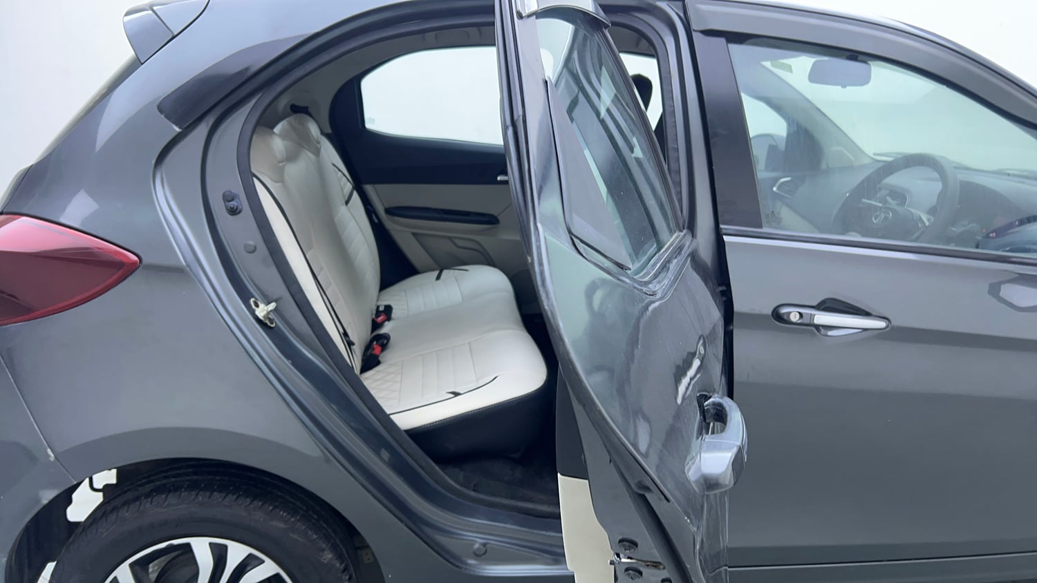 Used 2022 Tata Tiago XZ Plus CNG Cng Manual interior RIGHT SIDE REAR DOOR CABIN VIEW