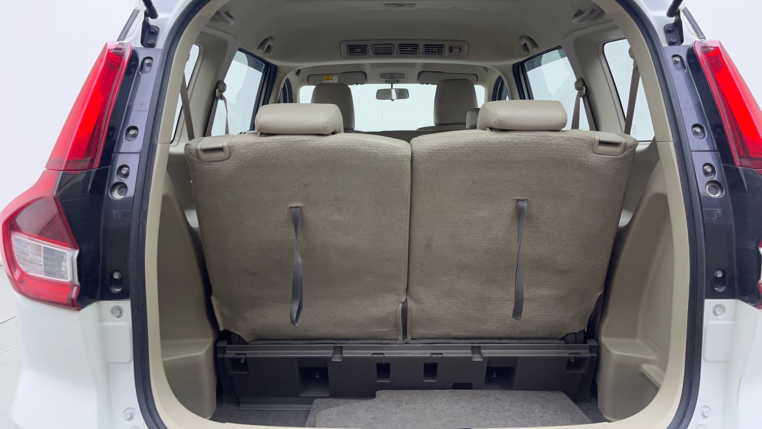 Used 2023 Maruti Suzuki Ertiga ZXi Plus AT Petrol Automatic interior DICKY INSIDE VIEW