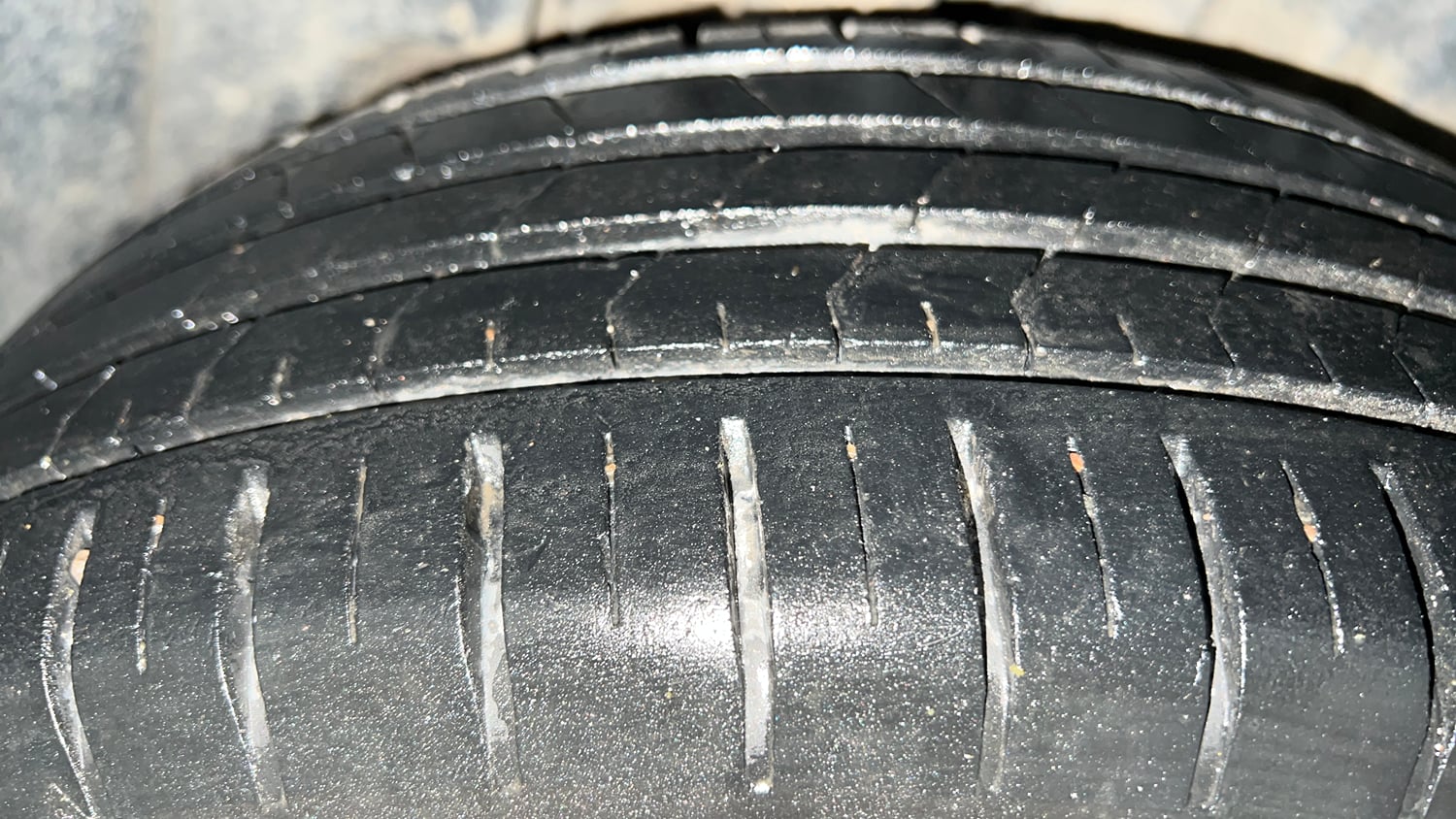 Used 2022 Maruti Suzuki Baleno Zeta MT Petrol Manual tyres RIGHT REAR TYRE TREAD VIEW