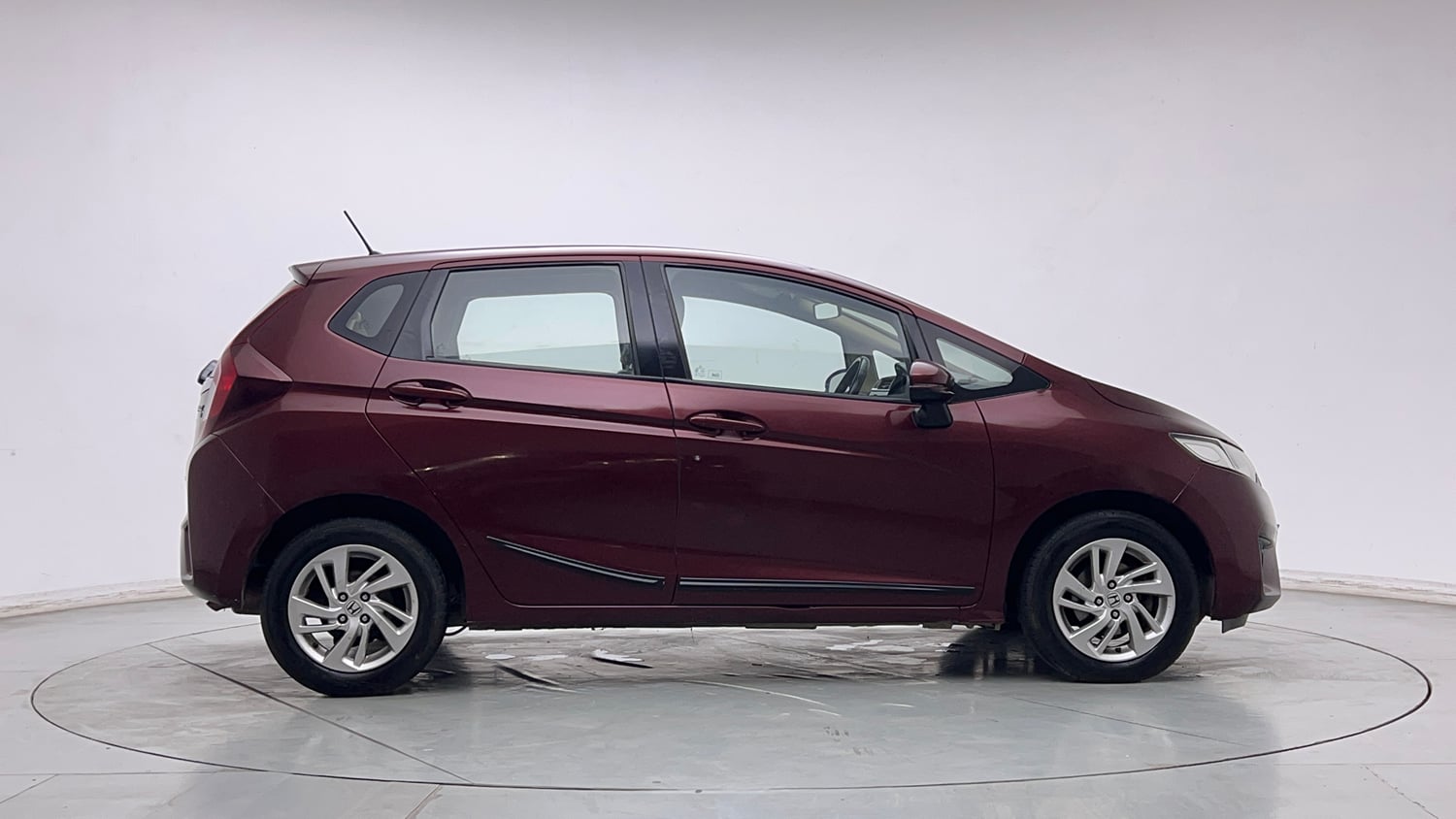 Used 2017 Honda Jazz V AT Petrol Petrol Automatic exterior RIGHT SIDE VIEW