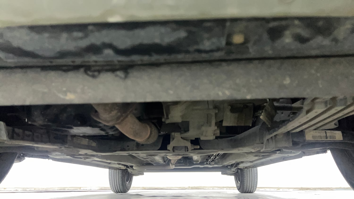 Used 2022 Tata Punch Accomplished AMT Petrol Automatic extra FRONT LEFT UNDERBODY VIEW