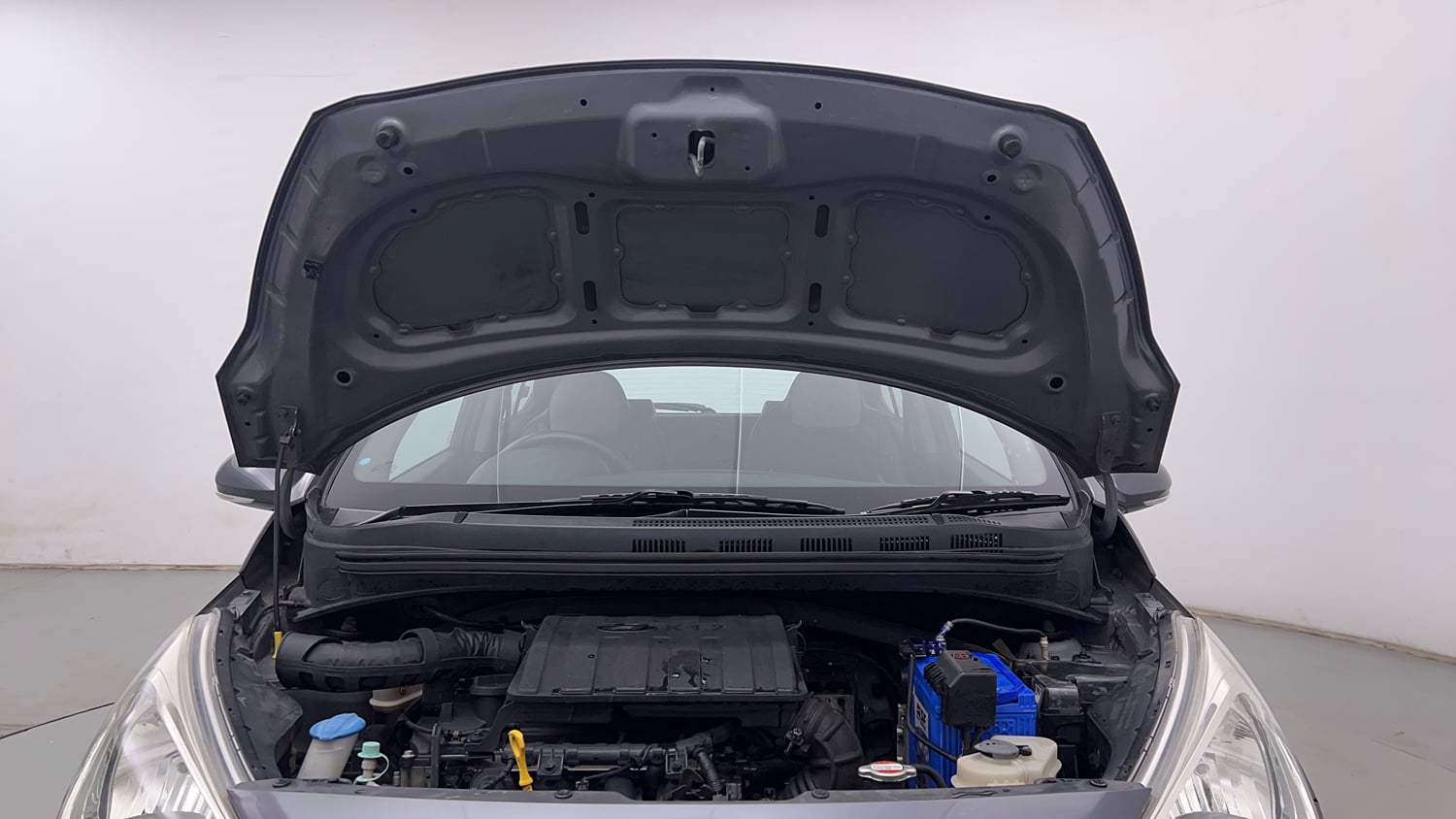 Used 2017 Hyundai Grand i10 Asta 1.2 Kappa VTVT Petrol Manual engine ENGINE & BONNET OPEN FRONT VIEW