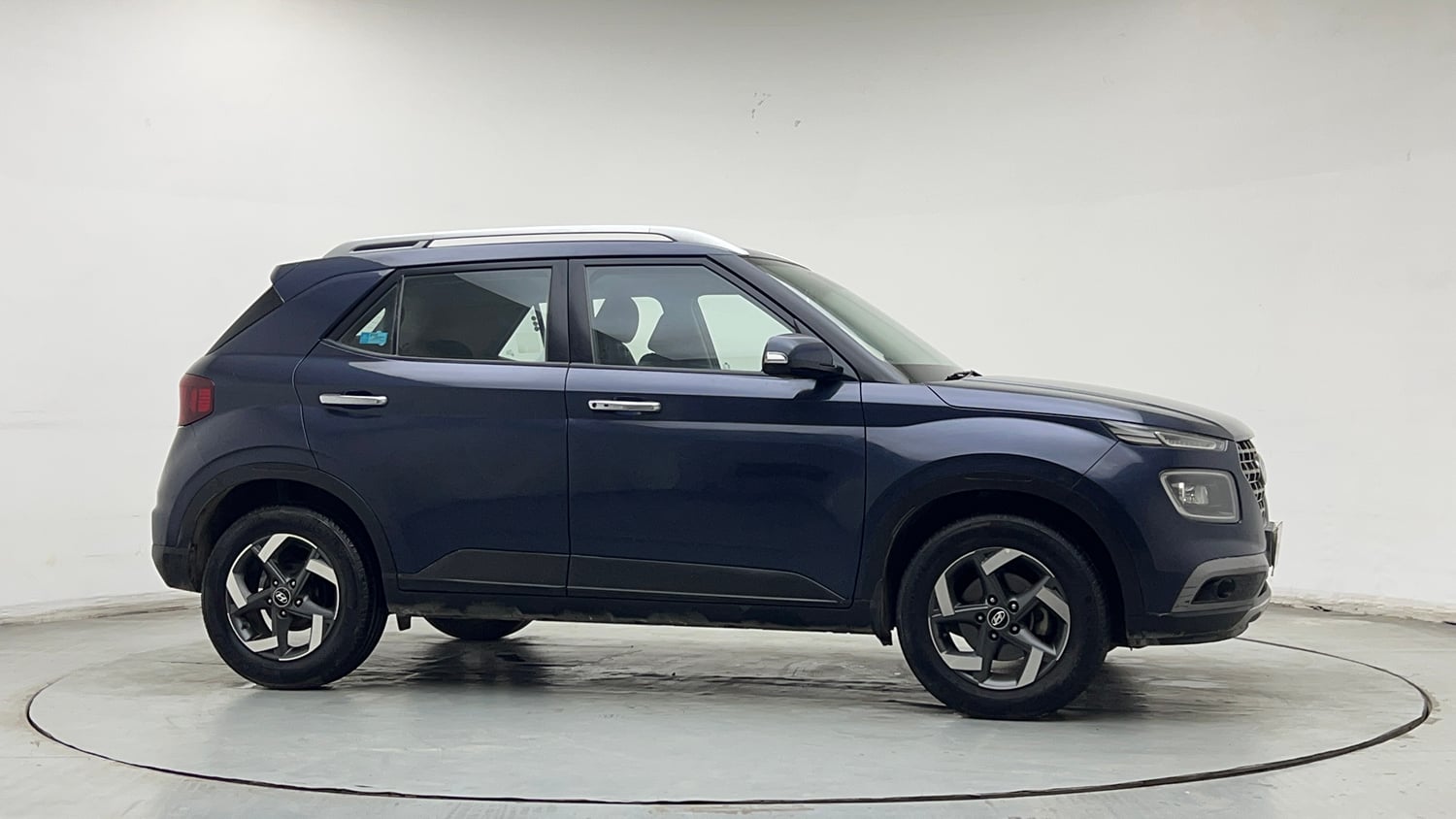 Used 2019 Hyundai Venue SX Plus 1.0 Turbo DCT Petrol Automatic exterior RIGHT SIDE VIEW