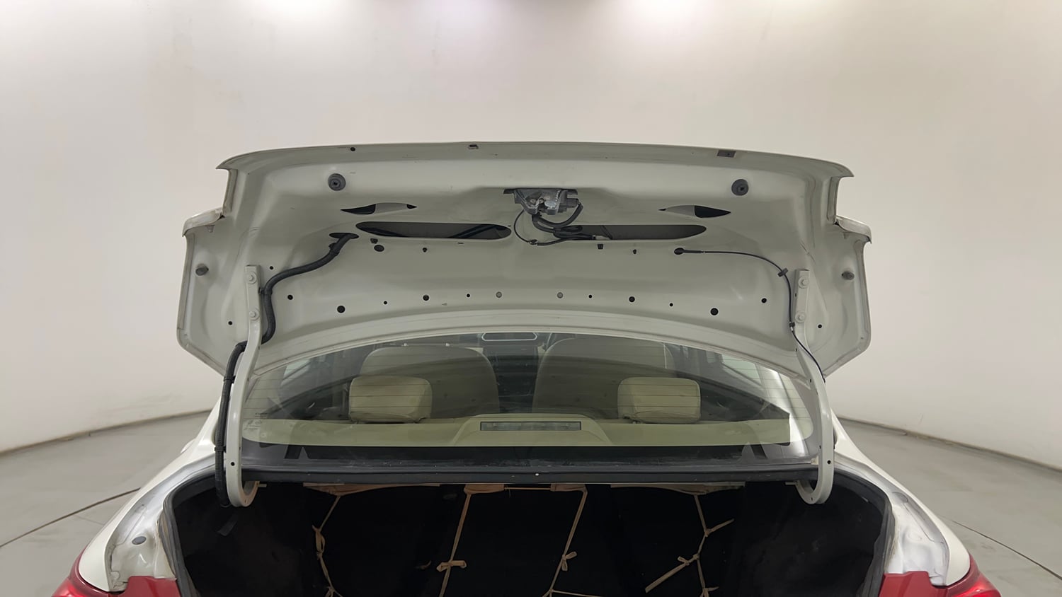 Used 2020 Maruti Suzuki Dzire ZXi AMT Petrol Automatic interior DICKY DOOR OPEN VIEW