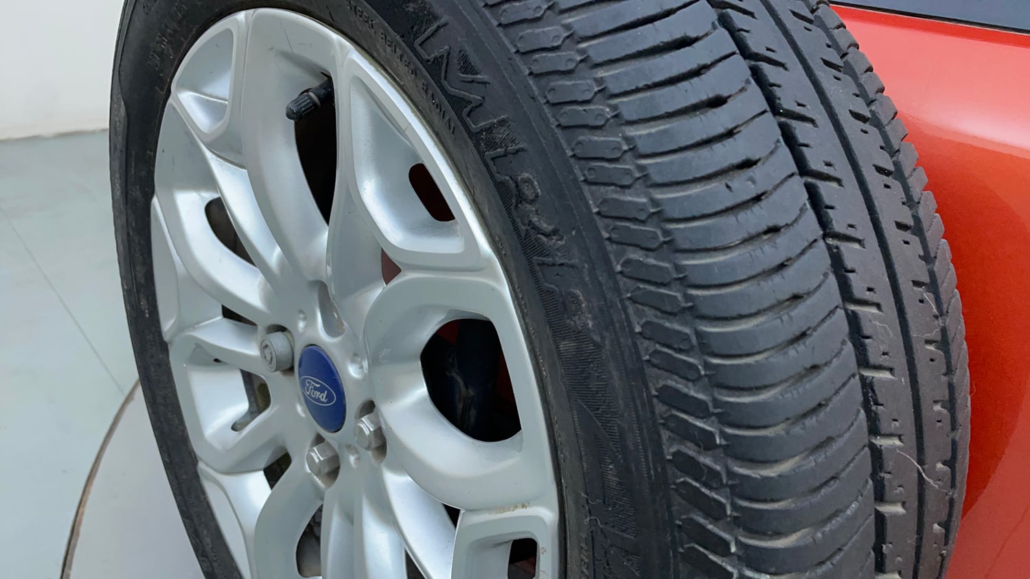 Used 2015 Ford EcoSport Titanium 1.5 Ti-VCT Petrol Manual tyres SPARE TYRE VIEW