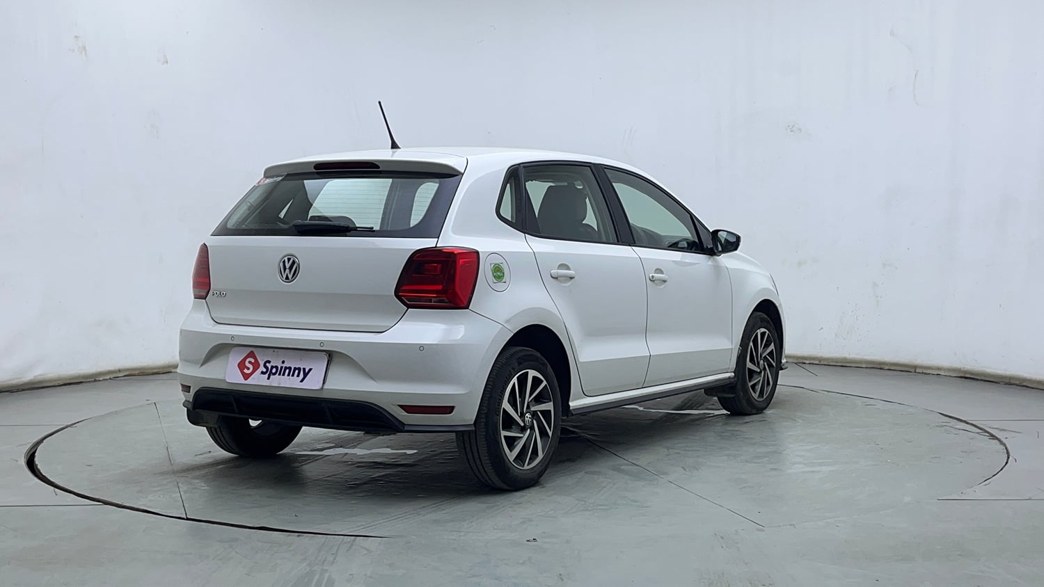 Used 2020 Volkswagen Polo Comfortline Plus 1.0L MPI Petrol Manual exterior RIGHT REAR CORNER VIEW