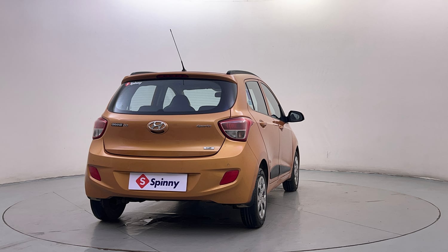 Used 2016 Hyundai Grand i10 Sportz 1.2 Kappa VTVT Petrol Manual exterior RIGHT REAR CORNER VIEW