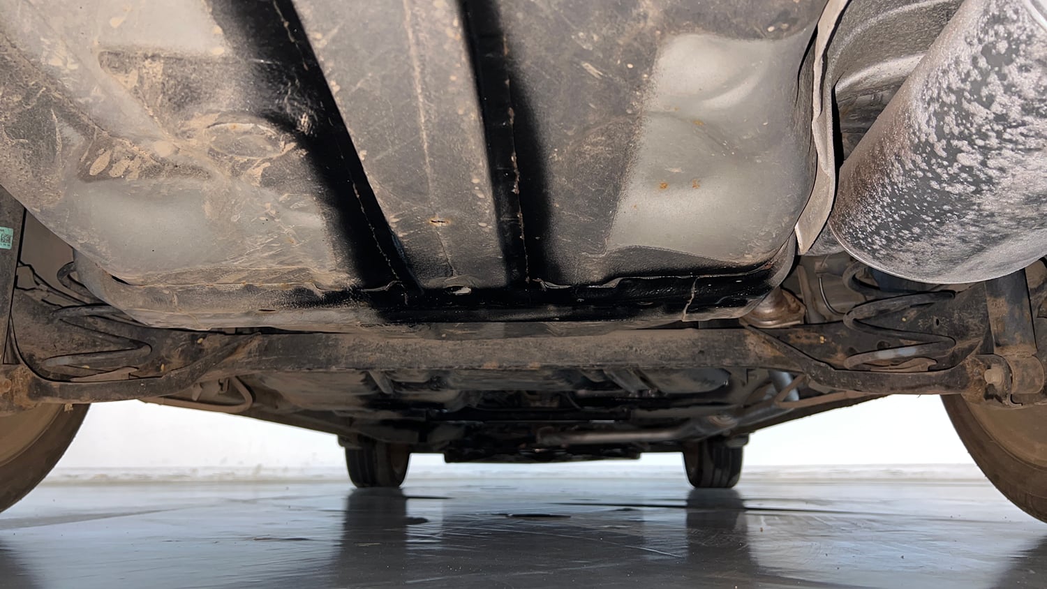 Used 2021 Honda City ZX CVT Petrol Petrol Automatic extra REAR UNDERBODY VIEW (TAKEN FROM REAR)