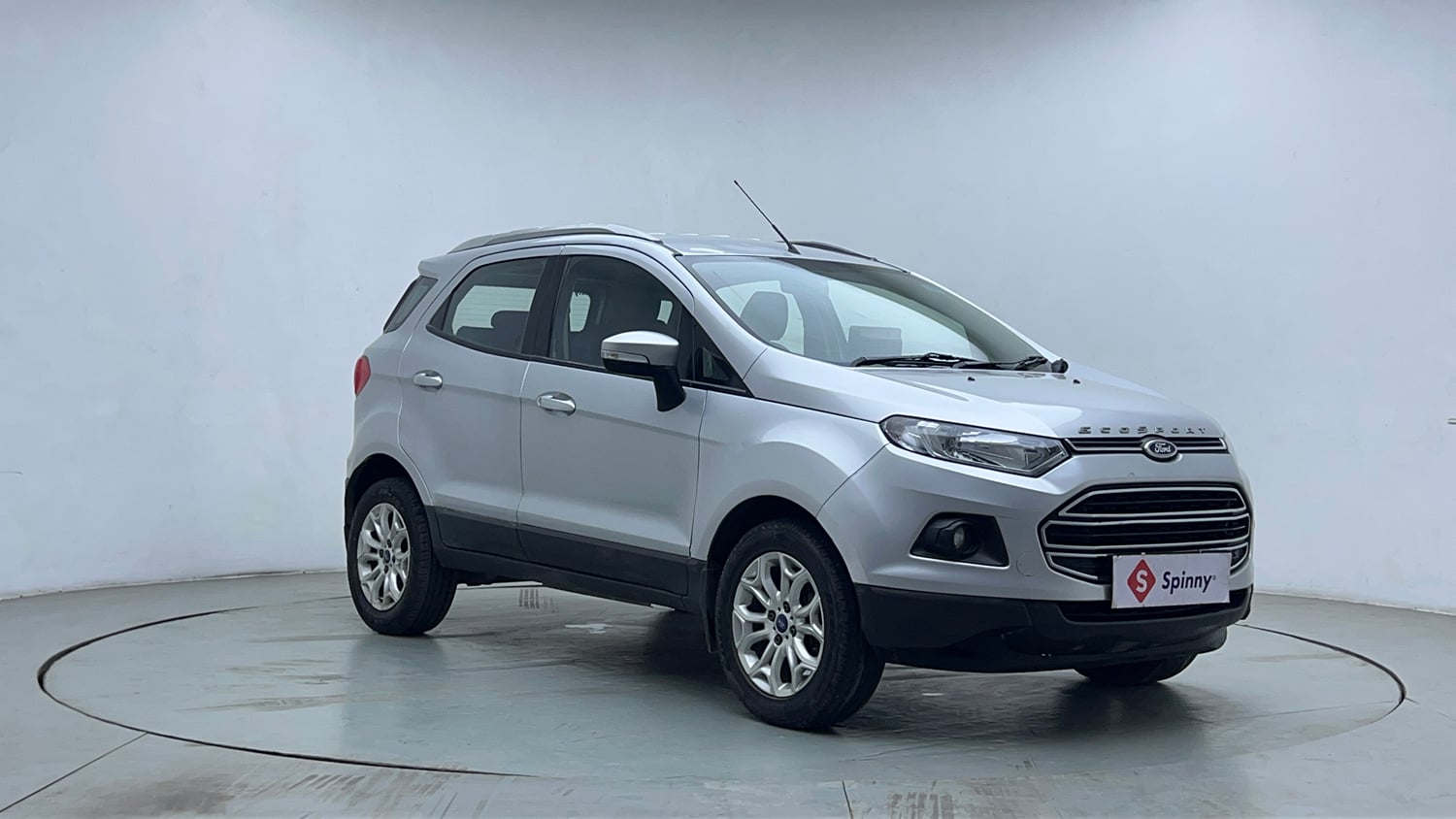 Used 2015 Ford EcoSport Titanium 1.5L Ti-VCT AT Petrol Automatic exterior RIGHT FRONT CORNER VIEW