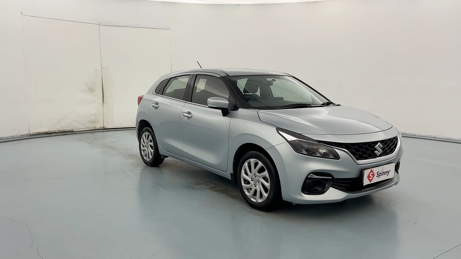 Used 2022 Maruti Suzuki Baleno Zeta MT Petrol Manual exterior RIGHT FRONT CORNER VIEW