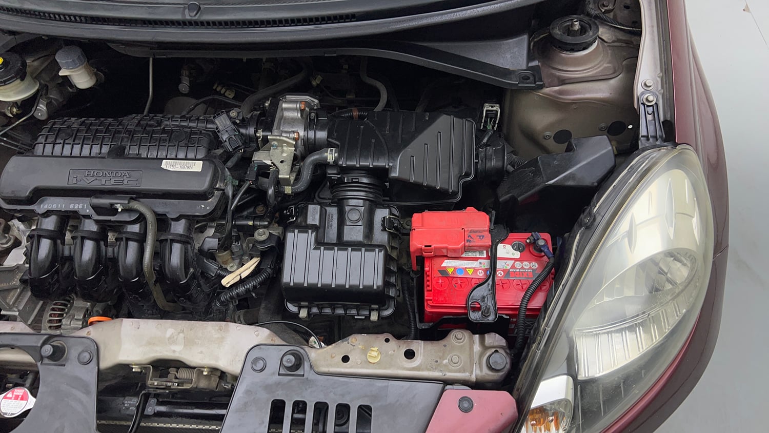 Used 2014 Honda Amaze 1.2 S i-VTEC Petrol Manual engine ENGINE LEFT SIDE VIEW