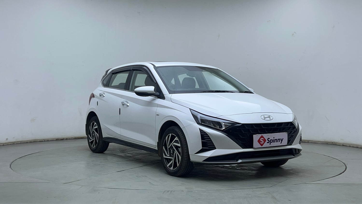 Used 2026 Hyundai New i20 Asta (O) 1.2 IVT Petrol Automatic exterior RIGHT FRONT CORNER VIEW