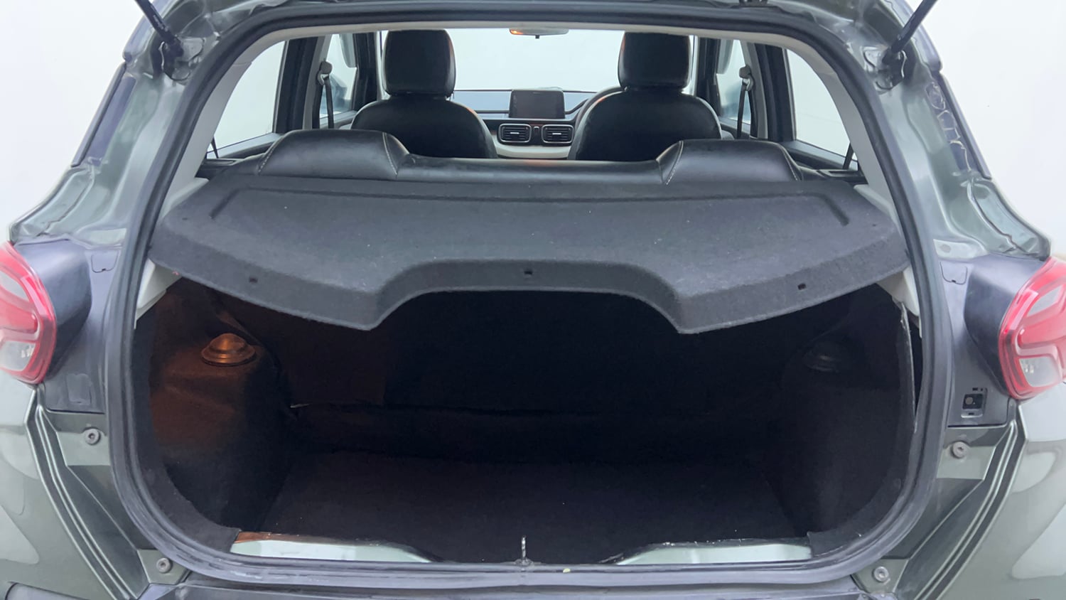 Used 2022 Tata Punch Accomplished AMT Petrol Automatic interior DICKY INSIDE VIEW