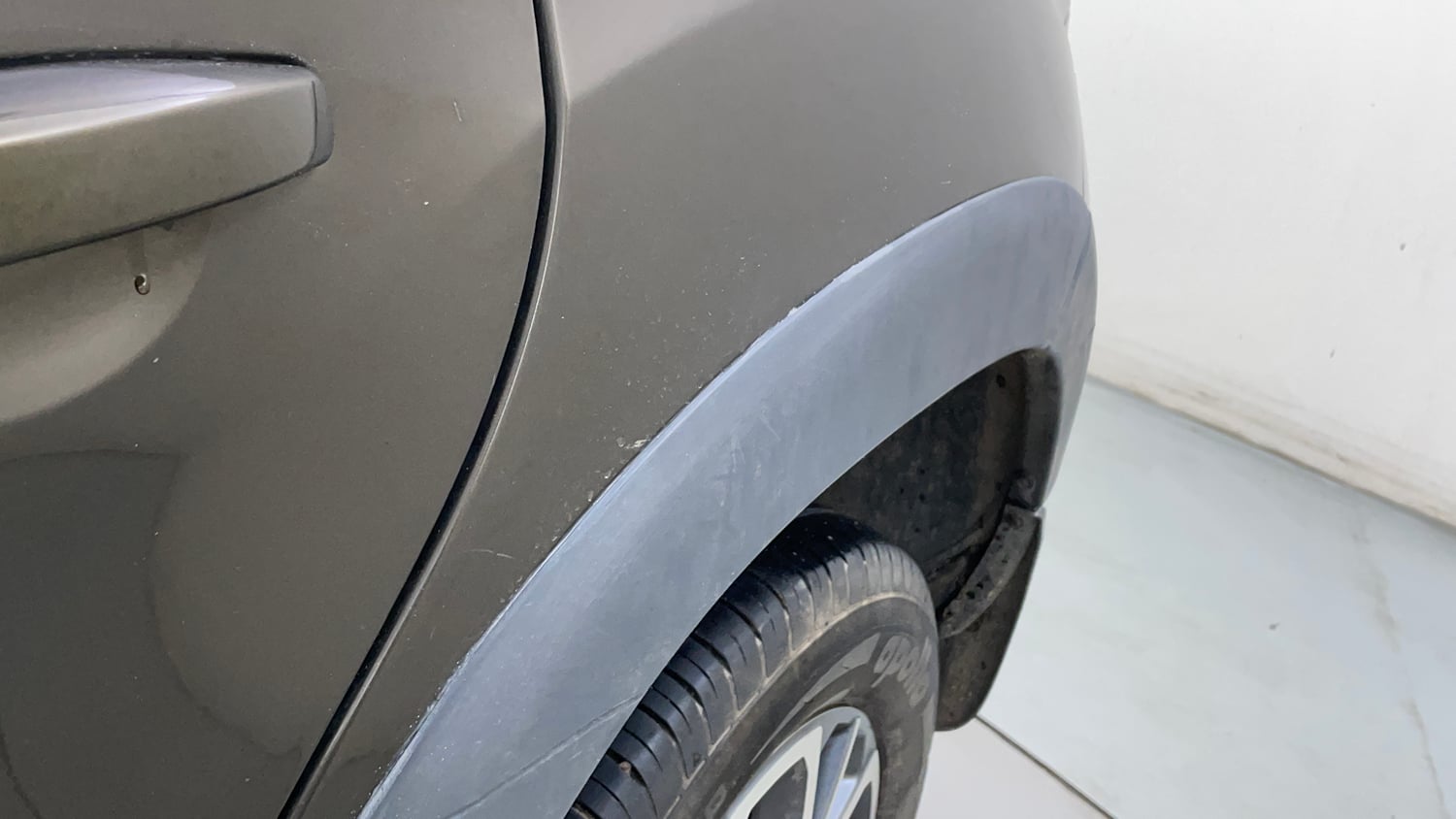 Used 2021 Renault Duster RXZ 1.5 Petrol MT Petrol Manual dents MINOR DENT
