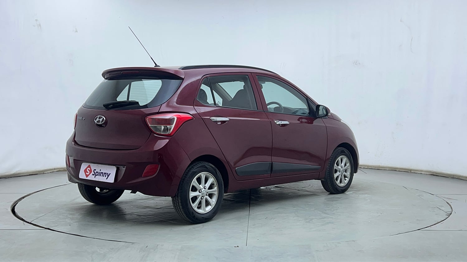 Used 2016 Hyundai Grand i10 Asta 1.2 Kappa VTVT Petrol Manual exterior RIGHT REAR CORNER VIEW
