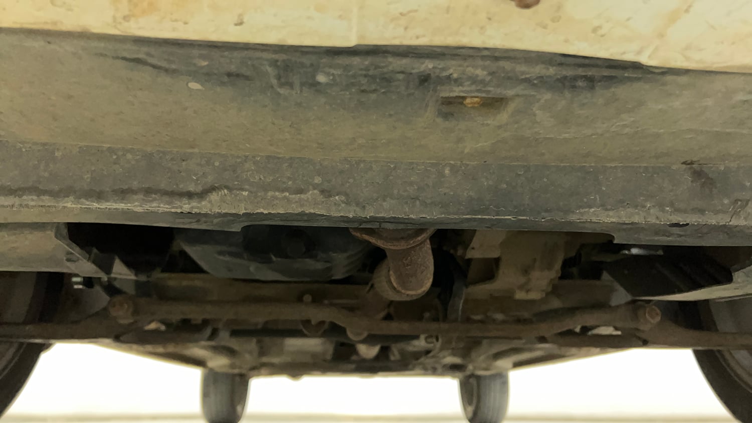 Used 2020 Tata Tiago XZ Plus Petrol Manual extra FRONT LEFT UNDERBODY VIEW
