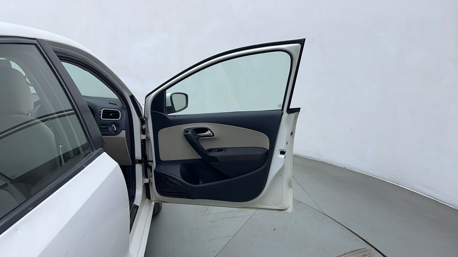 Used 2013 Volkswagen Polo Highline1.2L (P) Petrol Manual interior RIGHT FRONT DOOR OPEN VIEW
