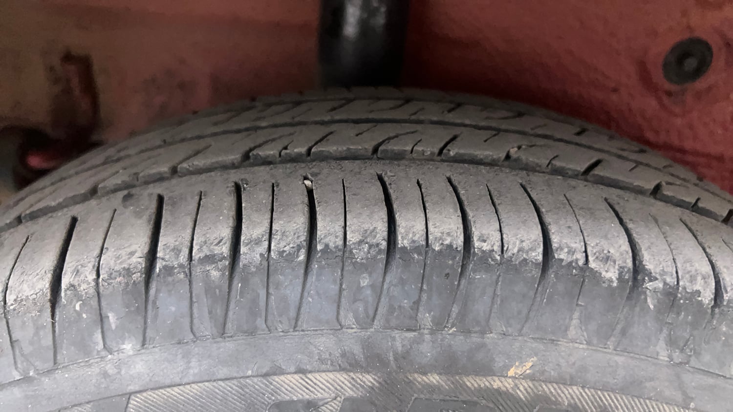 Used 2015 Maruti Suzuki Celerio VXi CNG Cng Manual tyres RIGHT REAR TYRE TREAD VIEW