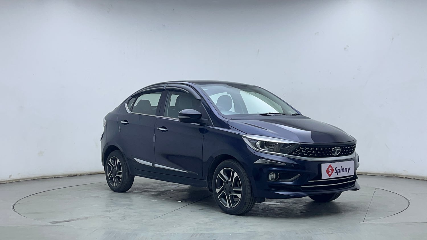 Used 2023 Tata Tigor XZ Plus Petrol Manual exterior RIGHT FRONT CORNER VIEW