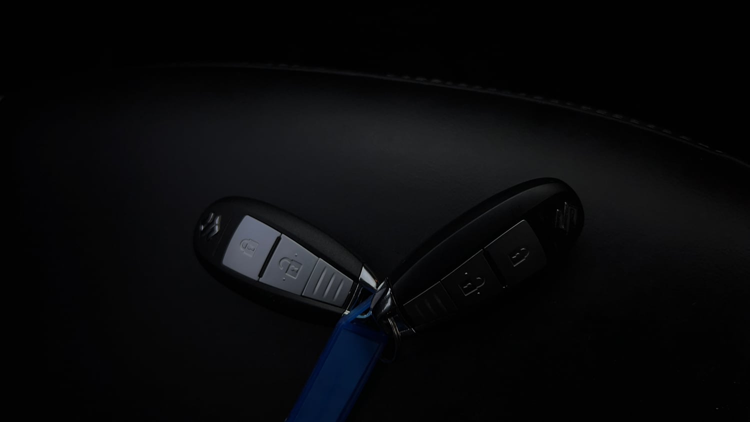 Used 2016 Maruti Suzuki Swift ZXi Petrol Manual extra CAR KEY VIEW